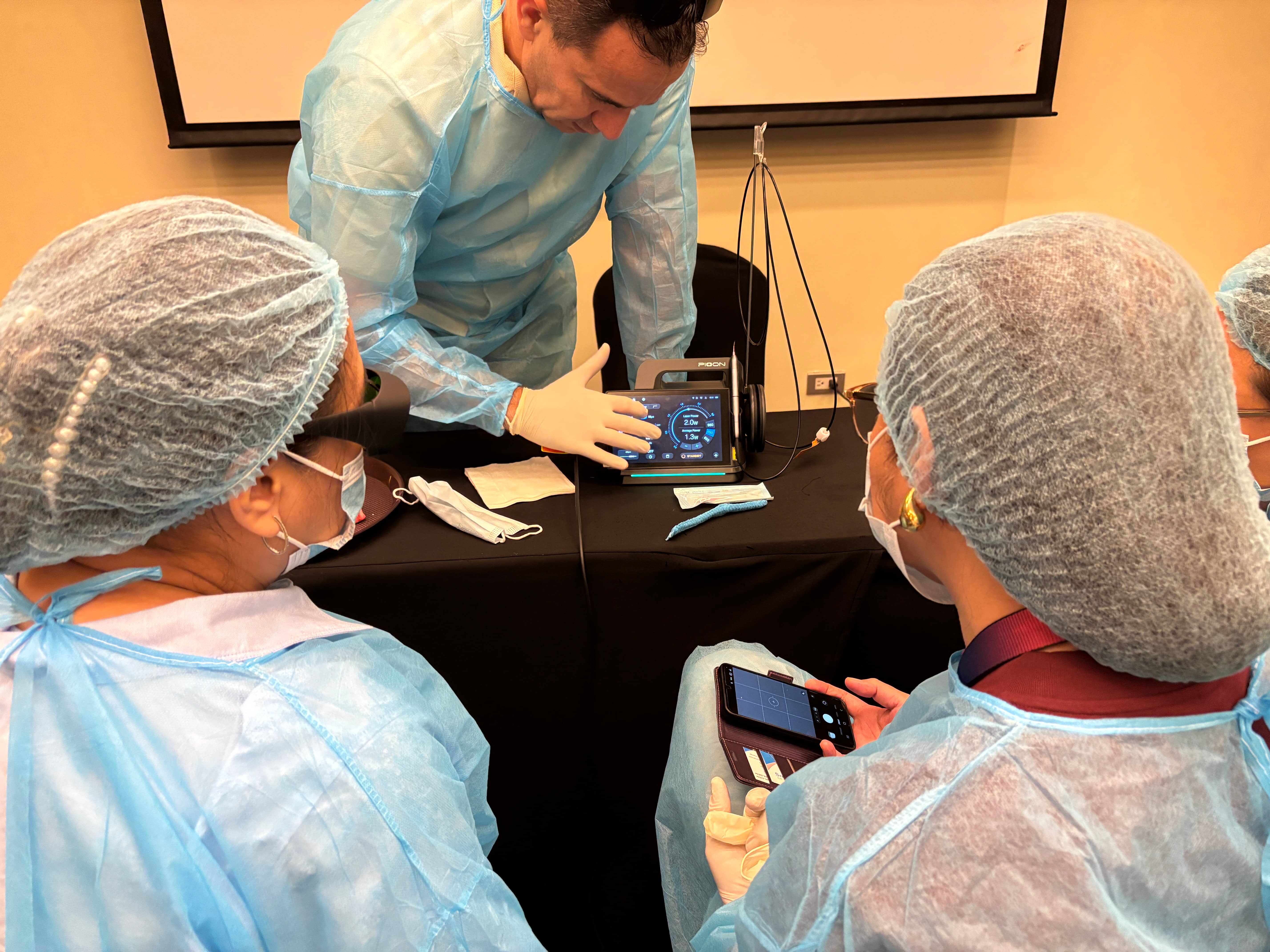 Dental Laser Price vs Performance: What Really Matters for Distributors and Buyers?