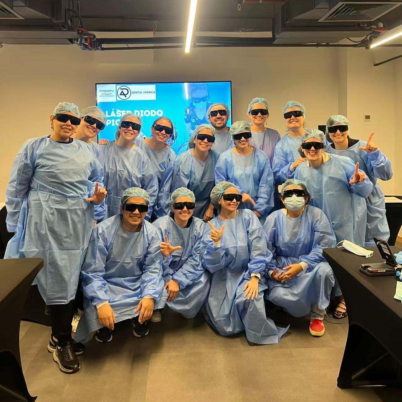 Hands-On Laser Dentistry Training with PIOON Dental Lasers at Dental America LTDA