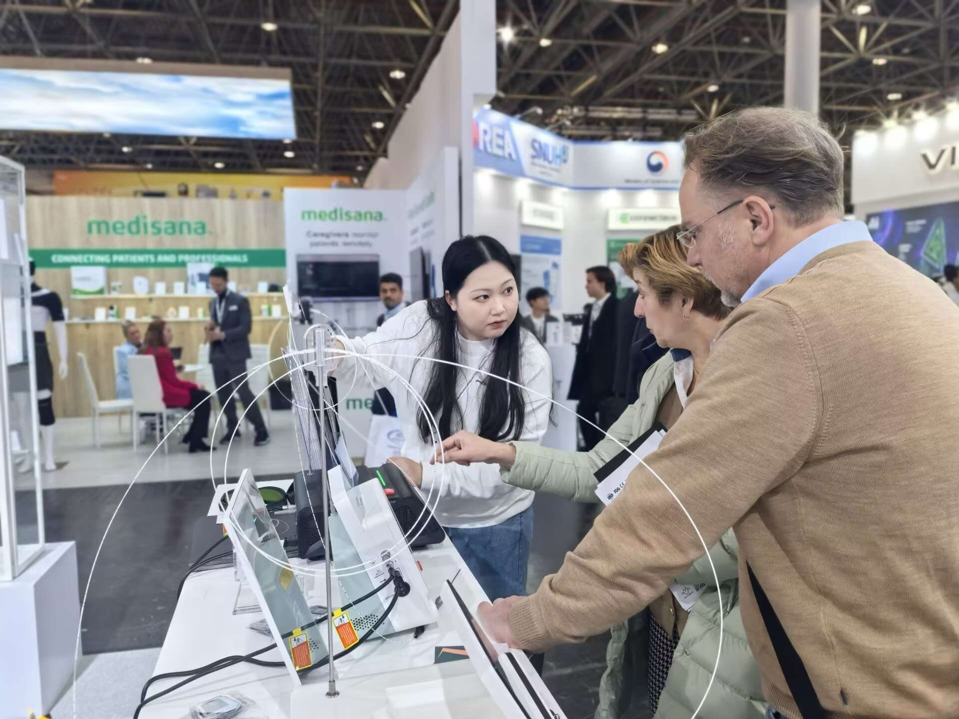 MEDICA Day 2 — Connections, Insights & Breakthroughs